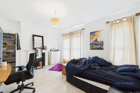 5 bedroom house to rent - Photo 2