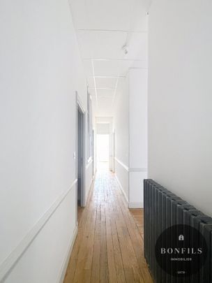 A LOUER AVIGNON INTRAMUROS ( 84000 ) : Appartement 3 pièces non meublé - avec balcon !, - Photo 1