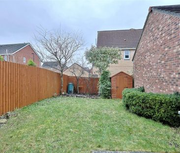 2 bedroom End of terrace house to rent in Chesters Avenue, Longbent... - Photo 3