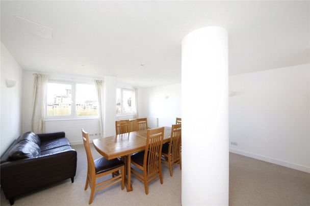 Arnhem Place, London, E14 3ST - Photo 1