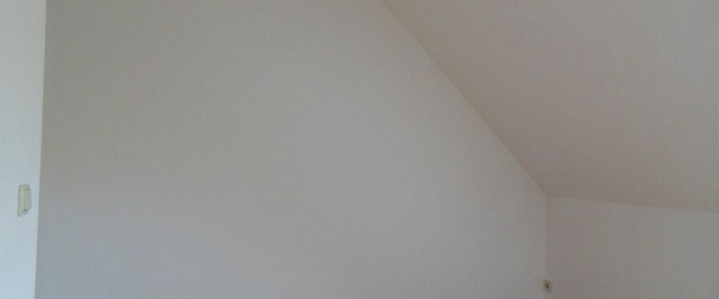 Attraktive 1,5-Raumwohnung im Dachgeschoss eines Neubaus in südl. idyll. Stadtrandlage von Gera! - Photo 1