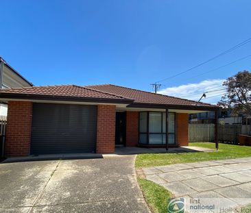 Well-Maintained Family Home in Prime Location - Photo 6