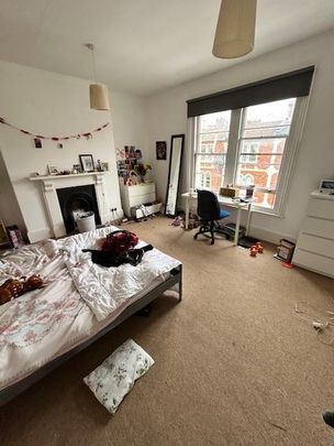 5 bedroom terraced house to rent - Photo 1