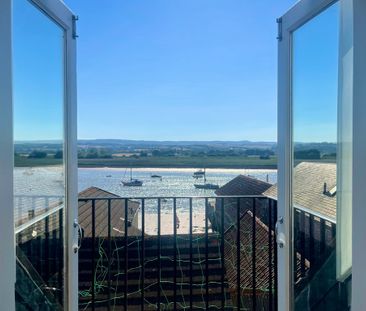 2 bedroom Two Bedroom Maisonette With Lovely Views to rent - Photo 6