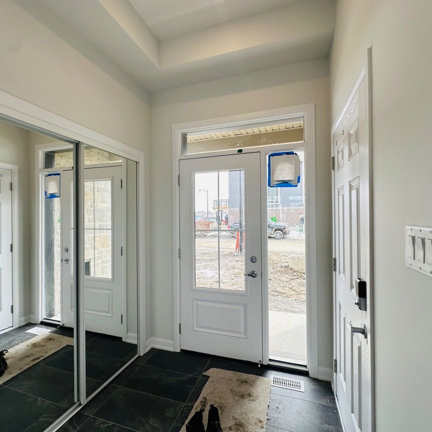 For Lease - 271 BANKSIDE Way, Barrhaven, Ontario - Photo 1