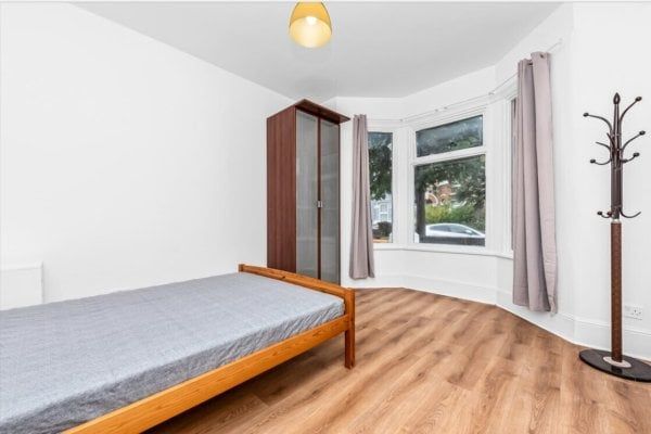 Colchester Avenue, E12, Property for rent - Photo 1