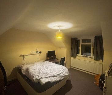 Room in a Shared House, Hillbrook Road, SW17 - Photo 3