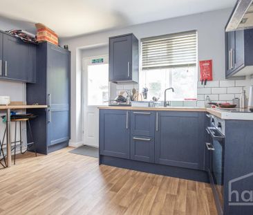 1 bedroom in a house share to rent - Photo 3