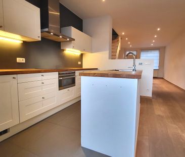 Deze instapklare woning biedt modern wooncomfort op een centrale li... - Photo 6