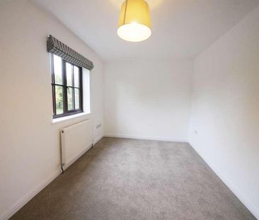 Smiths Field, Cirencester, GL7 - Photo 6