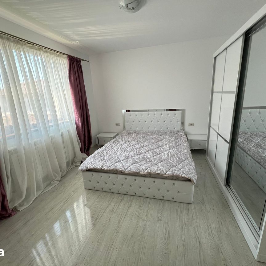 Casă cu 4 camere de închiriat, mobilata utilata. - Fotografie 1