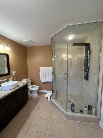 For Lease - 135 Stonechurch Crescent, Markham, Ontario - Photo 4