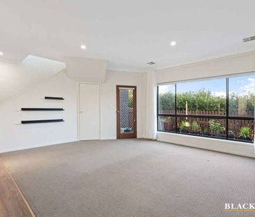 Modern Townhouse Living in a Prime Parkside Location - Photo 2