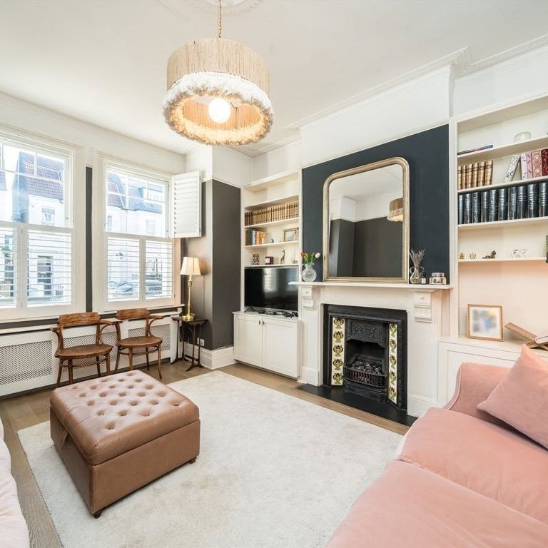 Moring Road, SW17 8DL, London - Photo 1