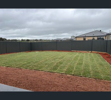 6 Anaheim Avenue, Huntly, Vic 3551 - Photo 3