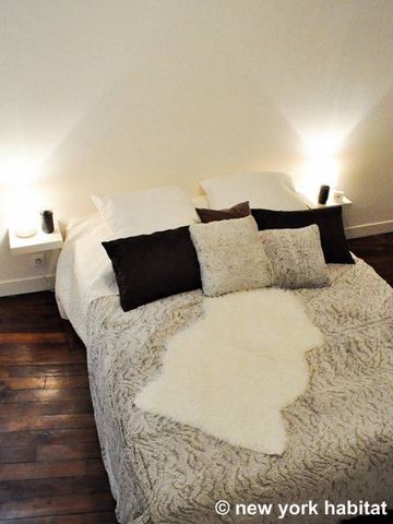 Logement à Paris, Location meublée - Photo 4