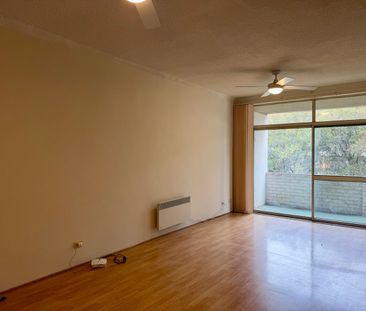 Two Bedroom Apartment in Eden Street - Photo 2