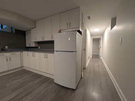 For Lease - 2132 Dundas Street Unit# Lower, Toronto, Ontario - Photo 2