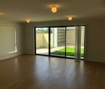 3 Bedroom Family Home in Munno Para West - Photo 4