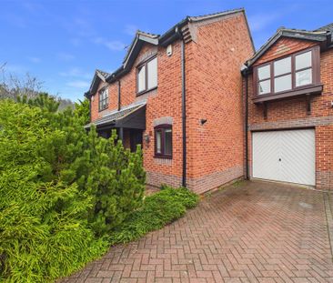 2 bedroom Terraced House to rent - Photo 2