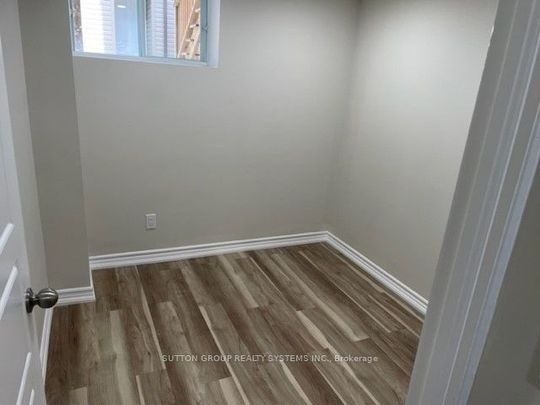 Semi-Detached Home For Lease | W8146316 - Photo 1