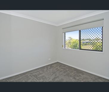 11A Carter Street, Pacific Pines, Qld 4211 - Photo 6