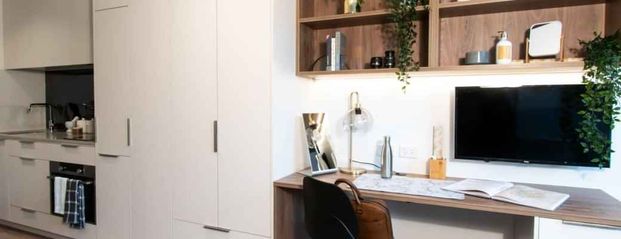 Studio Standard - Photo 1