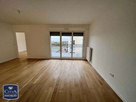 Location Appartement 2 pièces 51m² RUEIL MALMAISON 92500 - Photo 3