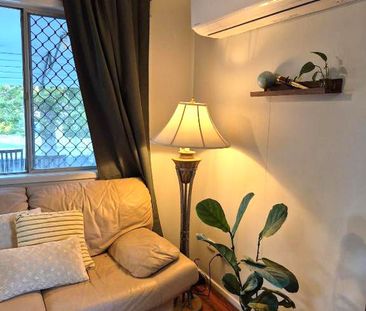 Modern Spacious Family Home in a Convenient Location! - Photo 4