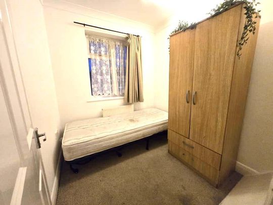 2 bedroom maisonette to rent - Photo 1