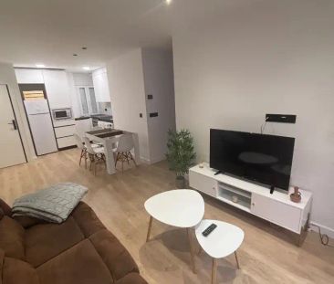 Piso de alquiler en Avenida de Los Cedros, Garrido Norte - Foto 4