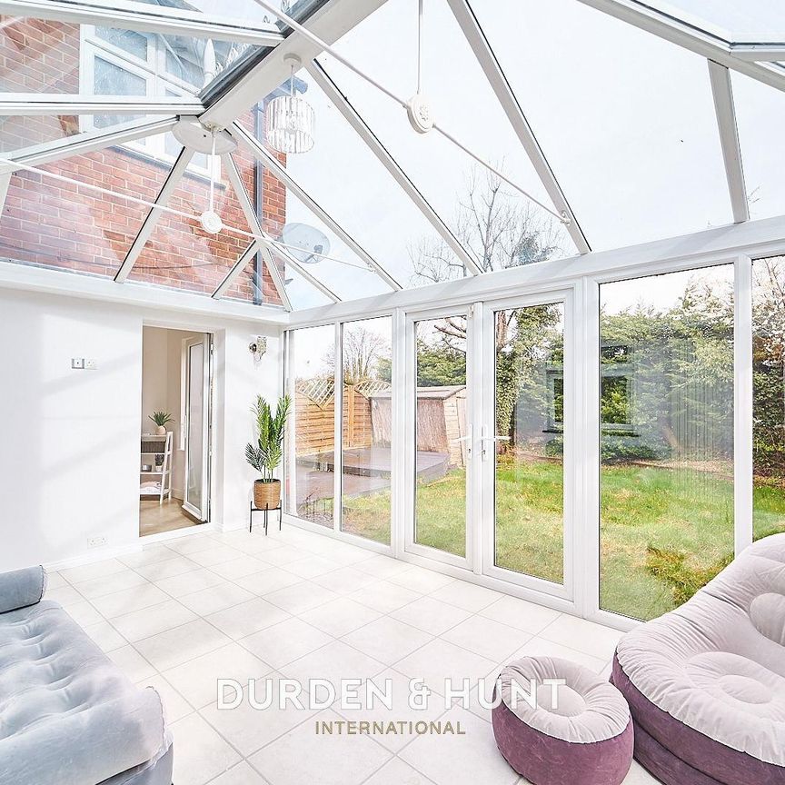 St. Johns Road, Epping - Photo 1