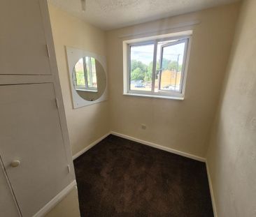 3 bedroom property to rent - Photo 1