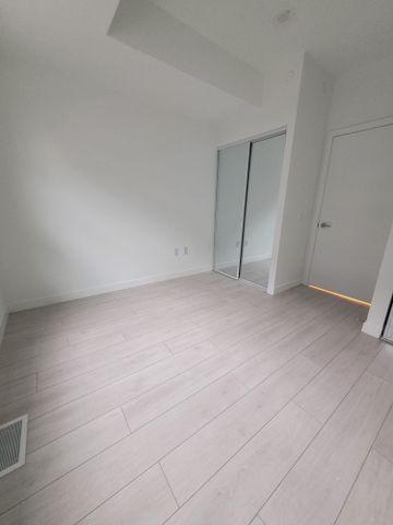 For Lease - 1604 Charles Street Unit# 111 B, Whitby, Ontario - Photo 4