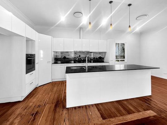 Location and Lifestyle. - Photo 1