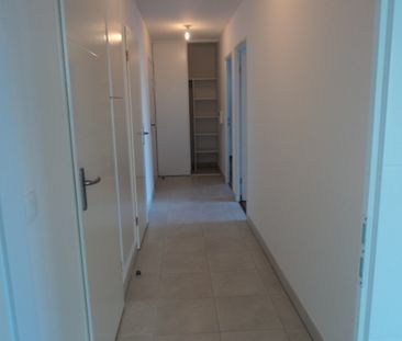 Location Appartement 3 pièces 66m² - Photo 5