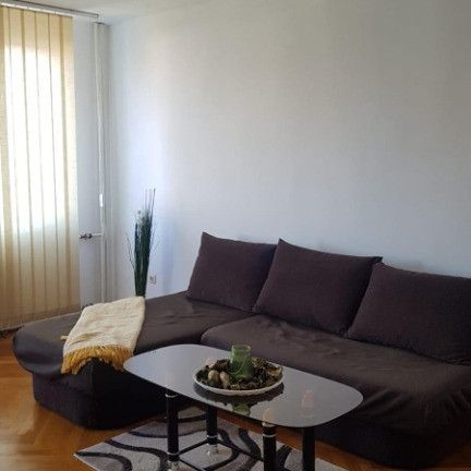 Apartament in Calea Sagului - Photo 2