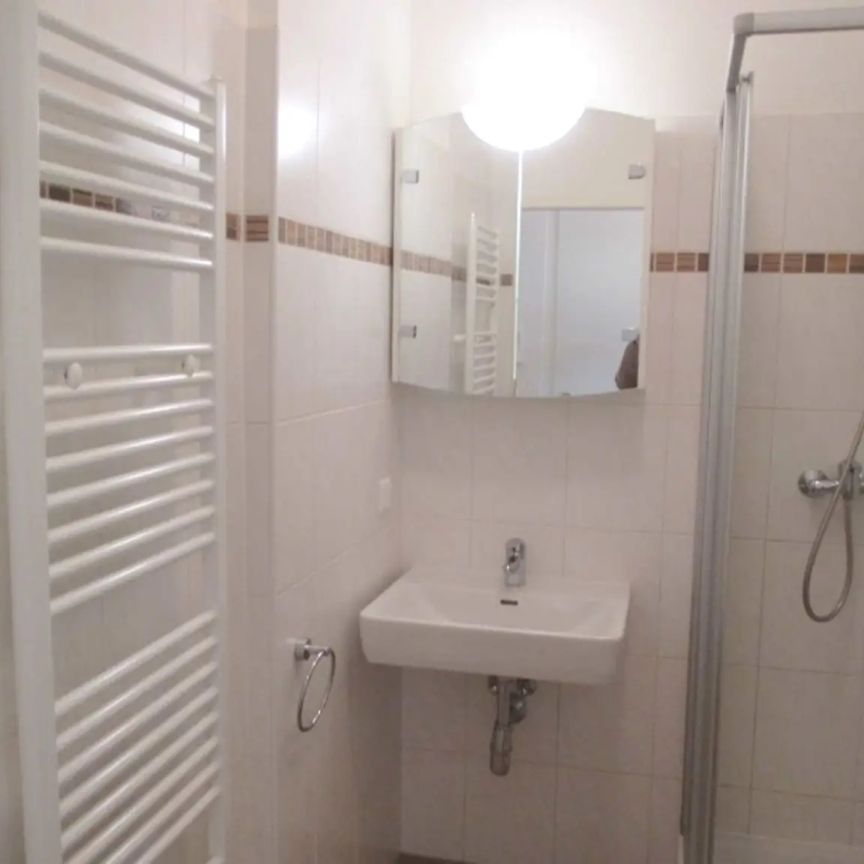 Hübsche 3-Zimmer-Wohnung im Dachgeschoss! - Photo 1