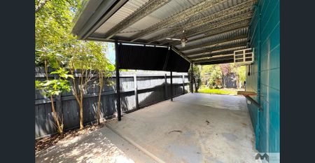 SPACIOUS 3-BEDROOM UNIT IN MANOORA - Photo 2