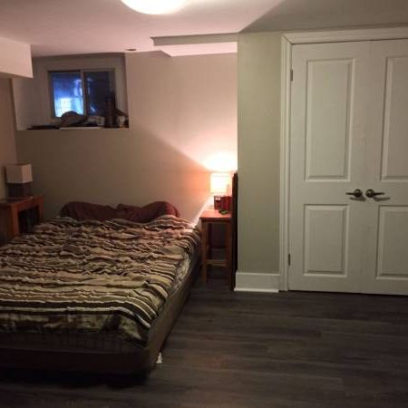 Spacious 2-Bed + Water/Gas/Parking Included! (Charlton) - Photo 1