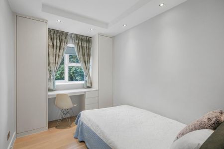 3 bedroom flat to rent - Photo 4
