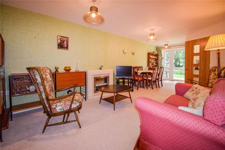 2 bedroom apartment to rent - Photo 2