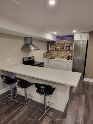 Detached Home For Lease | N9244720 - Photo 1