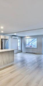 CONDO 5 1\2 FLAMBANT NEUF + 5 ÉLECTRO INCLUS + GRAND BALCON + STATIONNEMENT - Photo 3