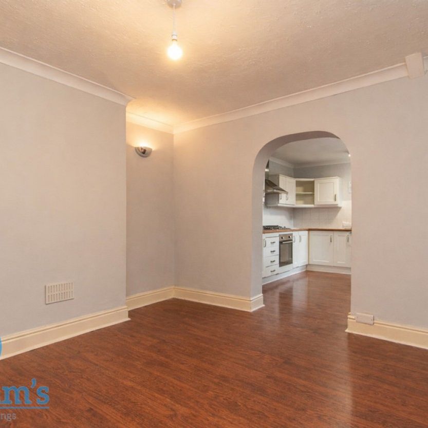 2 bed Mid Terraced House for Rent - Photo 1