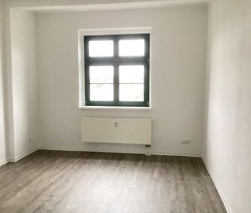 2 Zimmer, Küche, Bad - einziehen und wohlfühlen! - Foto 1