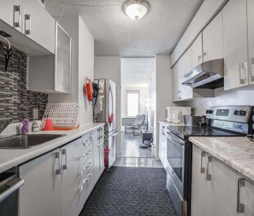 Top floor (12th) Fully-furnished penthouse $1,800/month Montreal - ... - Photo 2