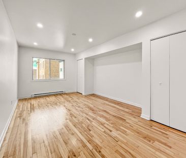 3315 Av. Maréchal #16 - Photo 1