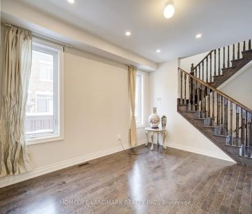 9 ROTONDO CRESCENT - Photo 4