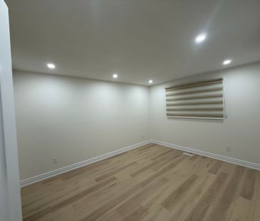 For Lease - 5 Bromley Crescent, Brampton, Ontario - Photo 6